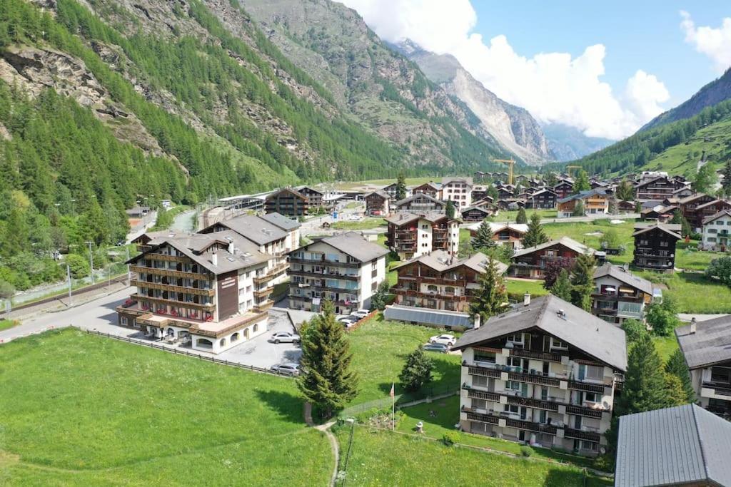 Pure Comfort! Entire Apartment With Abundant Space Near Zermatt With Parking! Таш Экстерьер фото
